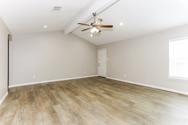 Photo - 10041 Silent Hollow Dr