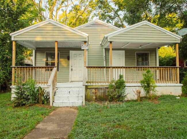 Building Photo - 824 42nd Pl N Rental