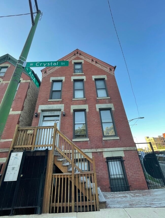 Photo - 1362 W Crystal St Apartment Unit GF
