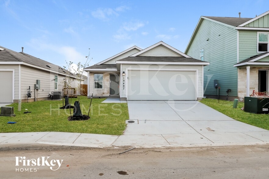 10407 McClintock Dr