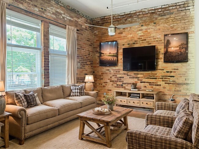 Photo - Farmer's Exchange Athens