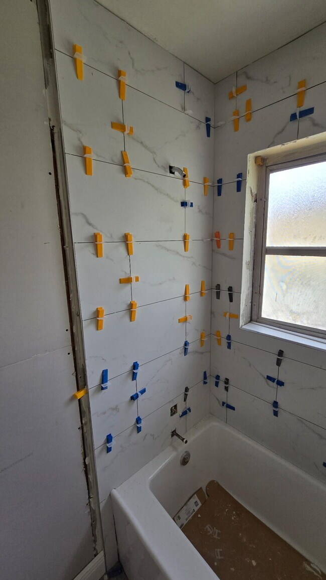 Photo - 1564 W 28th St