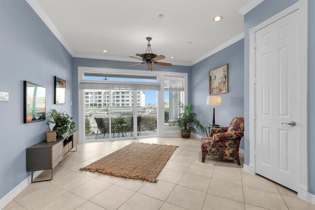 Photo - 168 Lake Point Blvd