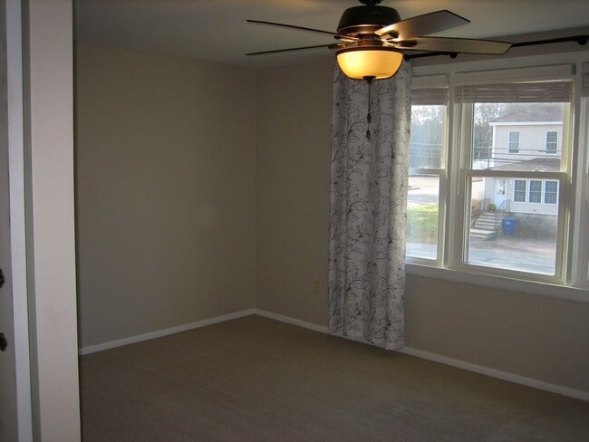 Photo - 706 Lancaster St Apartment Unit 2