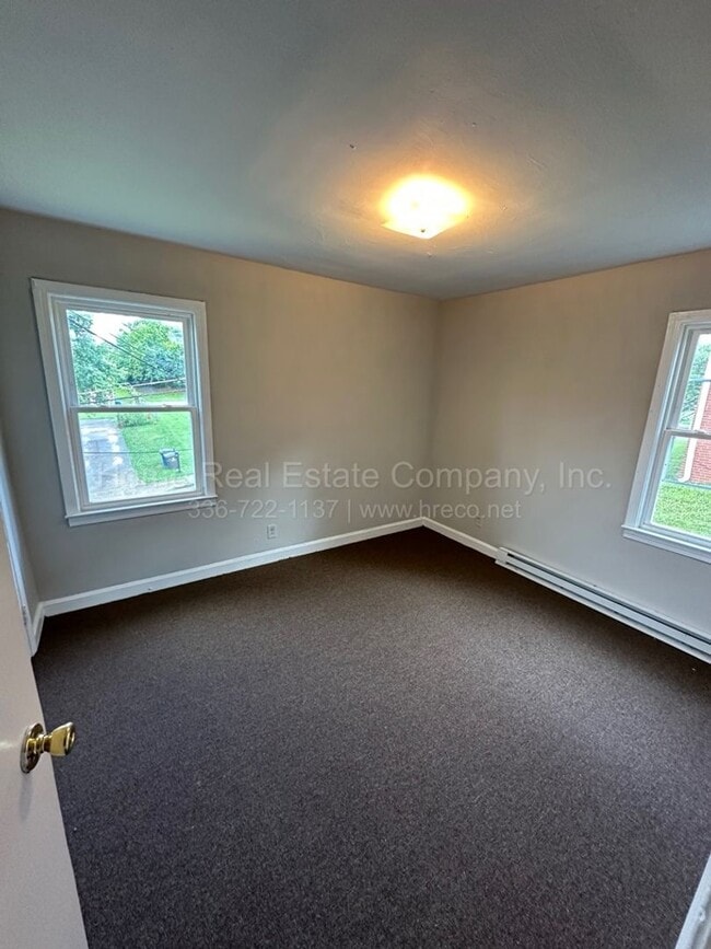 Photo - 1447 Clark Ave Unit 1447-B