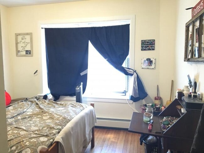 Photo - Beautiful 3 bed 1 and a half bath available now