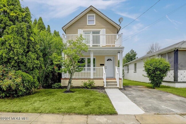 Photo - 1957 W Lake Ave