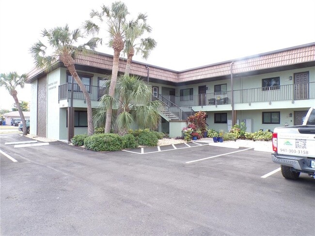 Building Photo - 1258 Barbara Dr Unit 106