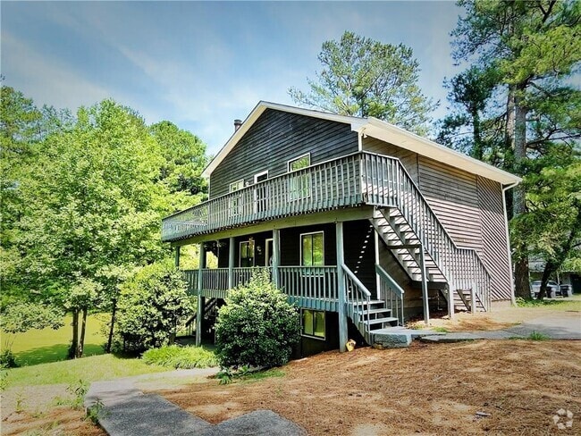 Building Photo - 2887 Lakemont Dr SW Rental
