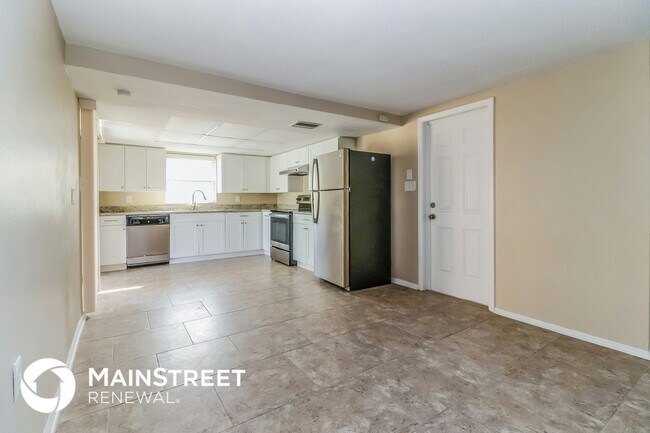 Photo - 9130 Hunt Club Ln