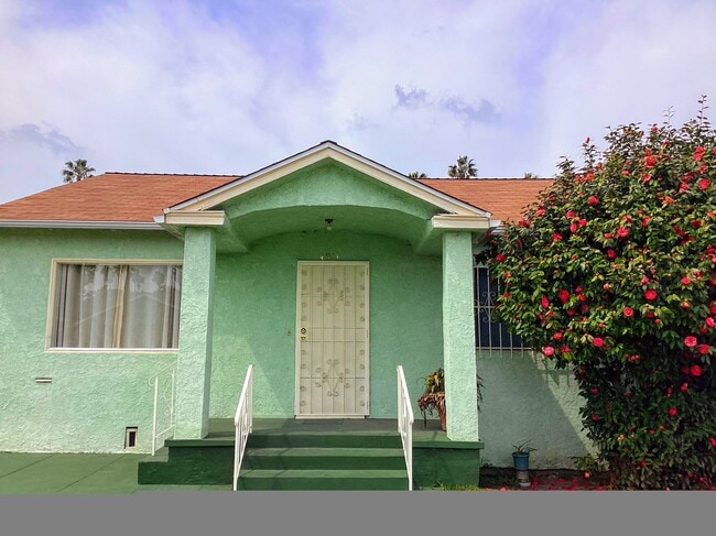 Building Photo - 4911 8th Ave