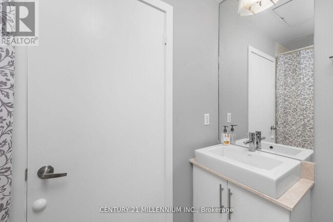 Photo - 65 Bremner Blvd Unit 4503