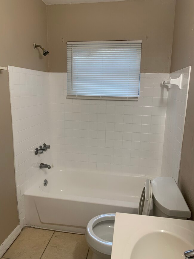 Photo - 10008 N Lantana Ave