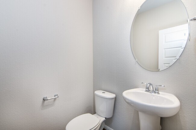 Building Photo - 18537 Meadow Point Ln