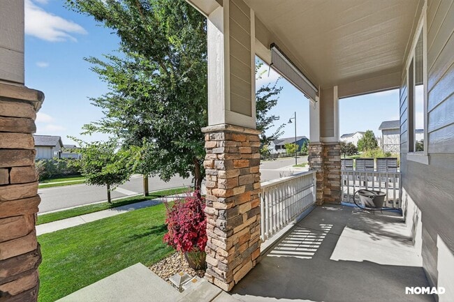 Photo - 4631 Lakeside Dr