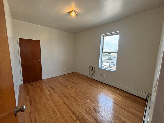 Photo - 445 Ogden Ave. Unit 4B