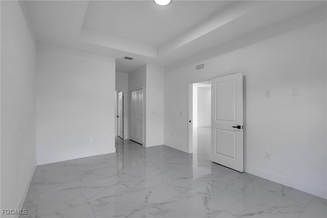 Photo - 2810 44th St SW