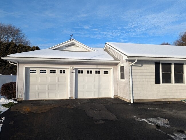 Photo - 60 Bridge St