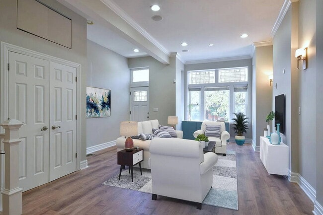 Photo - 1316 N Artesian Ave Unit 1