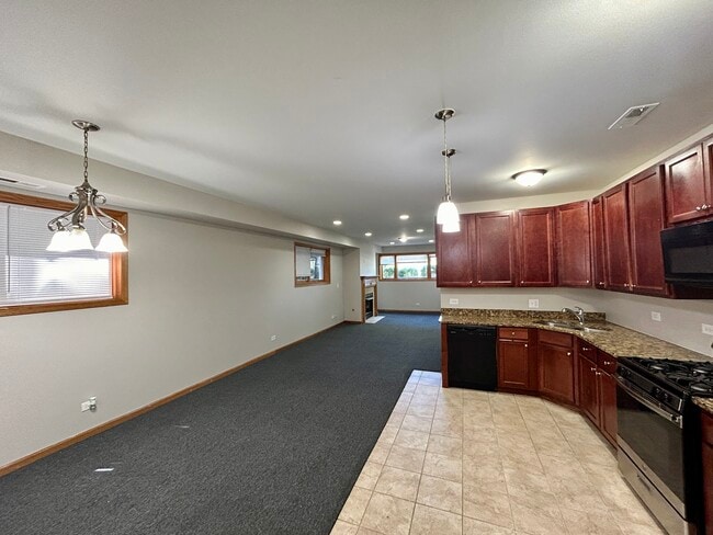 5642 S Prairie Ave Unit 1