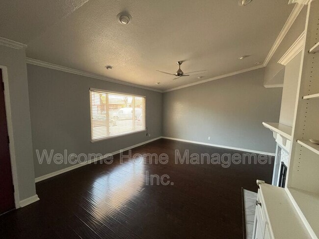 Photo - 30726 Wainwright Ct
