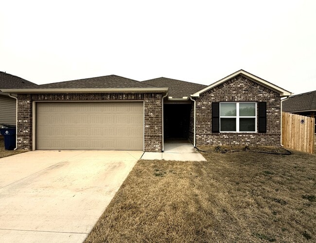 Photo - 2032 Dillards Dr