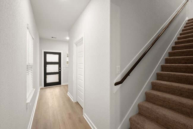 Photo - 8619 Blueberry Ash St