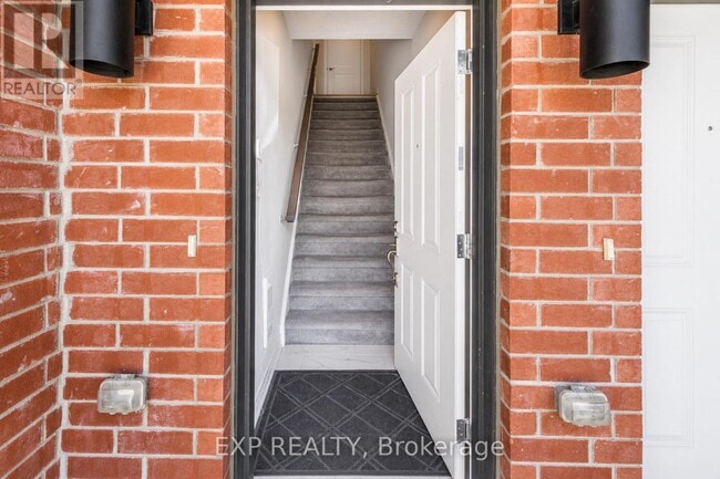 Photo - 25 Isherwood Ave