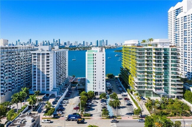Photo - 1250 West Ave Apartamento Unidad 10F