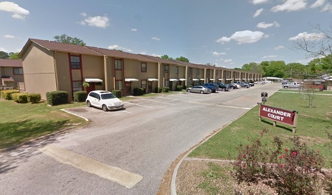 Alexander Court Apartments For Rent In Dothan Al Forrent Com Alexander Court Apartments For Rent In Dothan Al Forrent Com