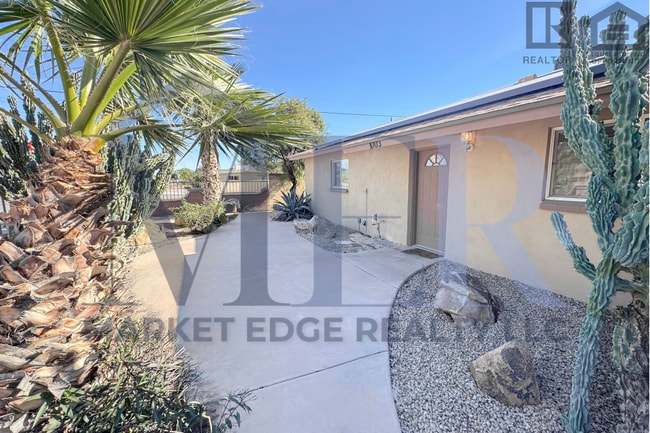 Photo - 5Bed/5Bath House at University Dr/Priest Dr! Move-In Ready on 05/07/2026! - 4 CAR CARPORT! NO HOA!