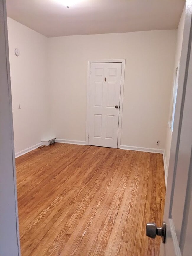 Photo - 3518 P St NW Unit O