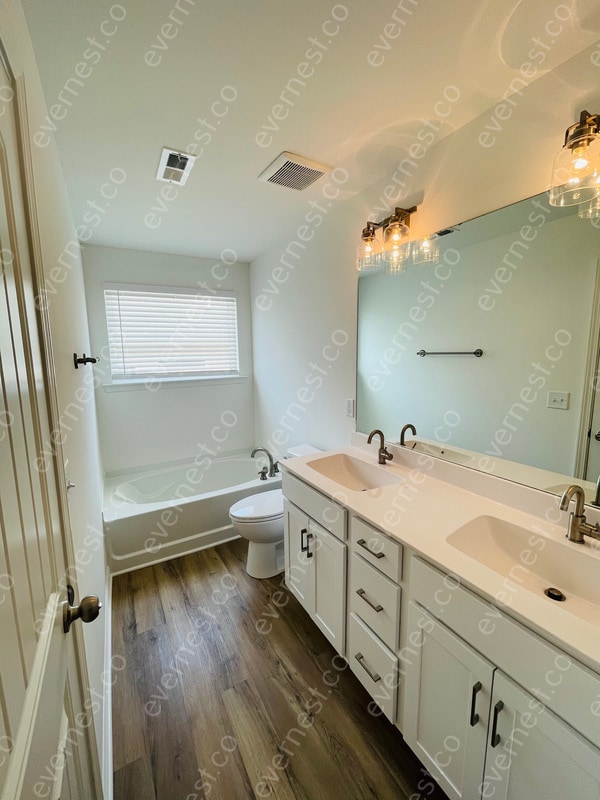 Photo - 2656 Lakevilla Dr