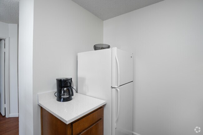 1 dormitorio, 1 baño, 550 pies cuadrados, cocina