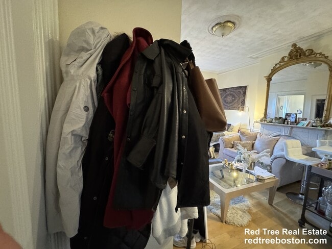 Photo - 554 Massachusetts Ave Unidad 2R