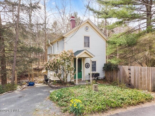 Photo - 144 Sawkill Ave