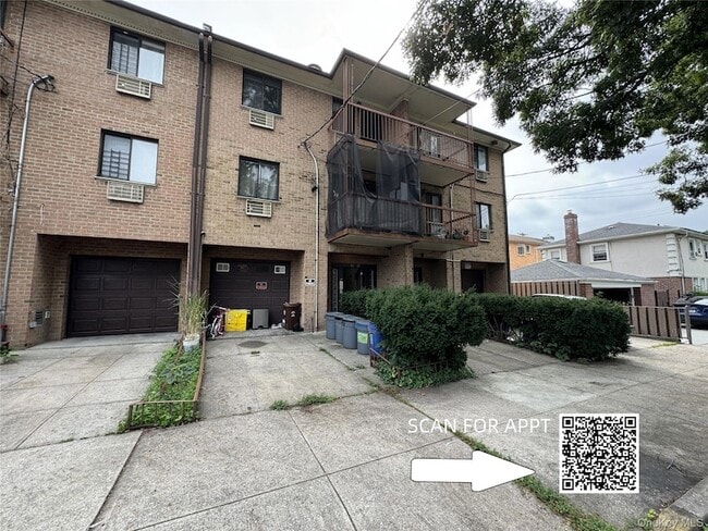 Building Photo - 61-39 168th St Unit 3F Rental