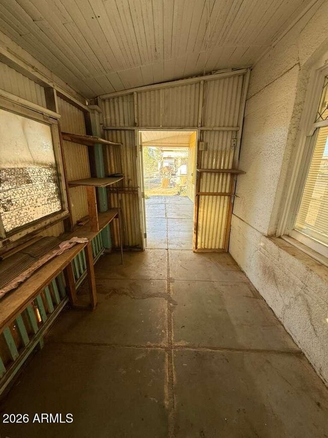 Photo - 1014 E 14th St