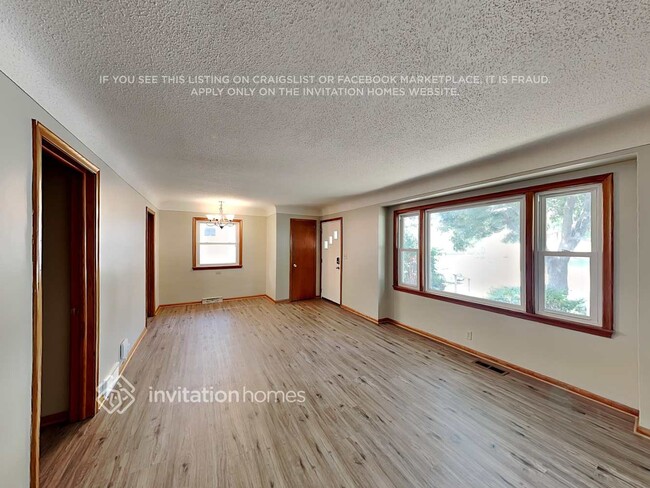 Photo - 3227 34th Ave S