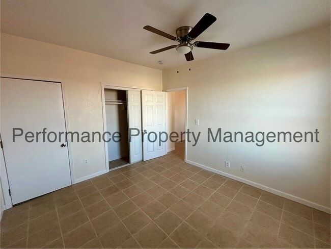 Photo - 801 Chester Ave Unit B