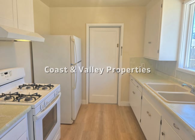 Photo - Wonderful North Salinas Home for RENT!!!