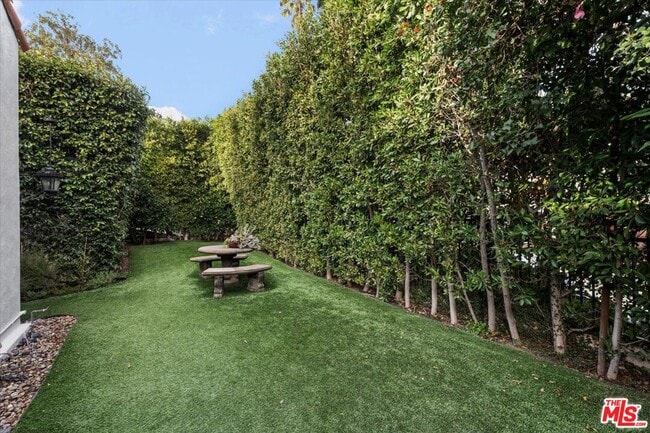 Photo - 1901 El Cerrito Pl