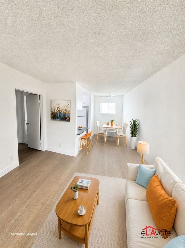 Photo - 11816 Chandler Blvd Unit 11