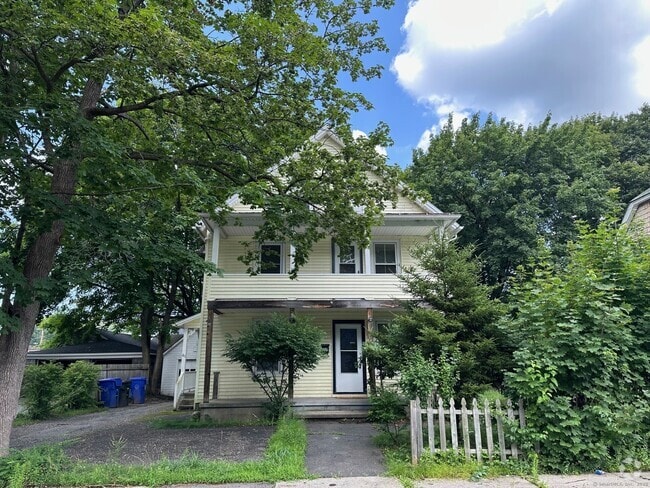 Building Photo - 59 Clarence St Rental