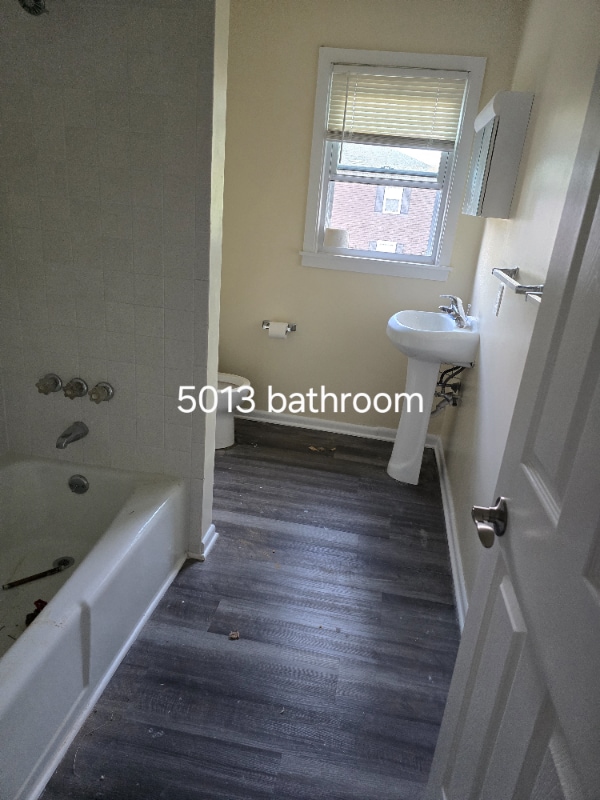 Building Photo - 5013 Trent Rd Rental