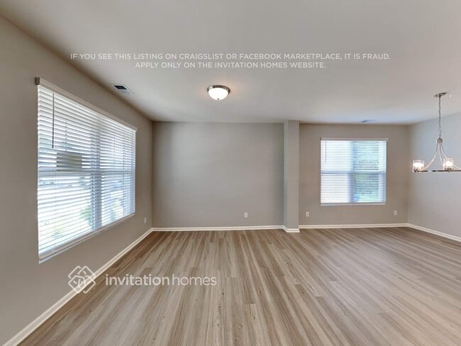 Photo - 229 N Fortune Way