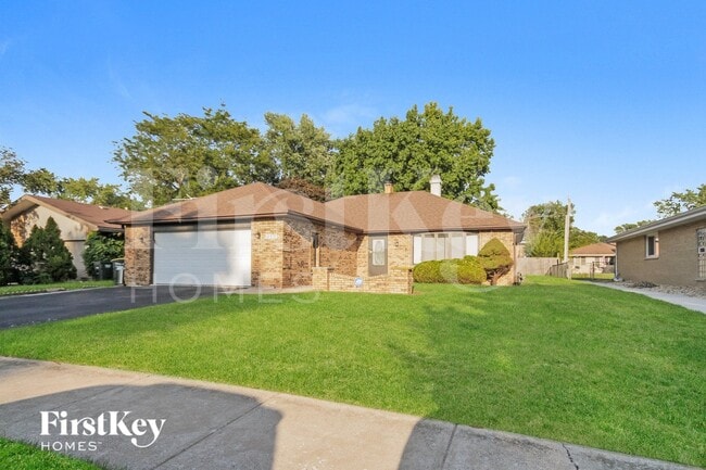 Photo - 18519 Carriage Ln