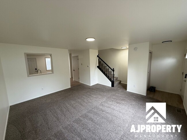 Photo - 2809 E Bragstad Dr Unit 3
