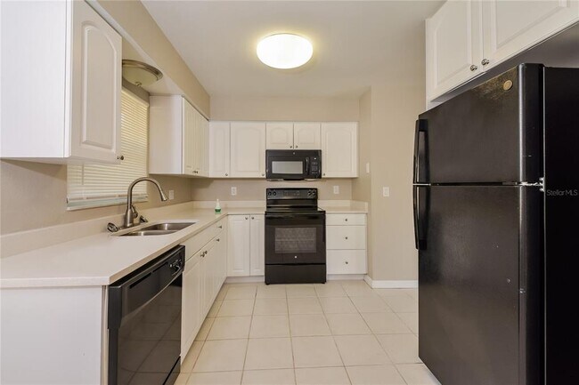 Photo - 2006 4th Ave W