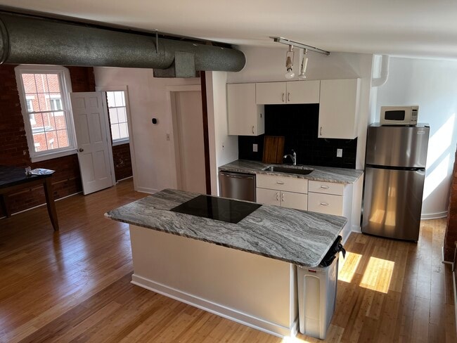 Photo - 102 Audubon St Unit 3rd Floor